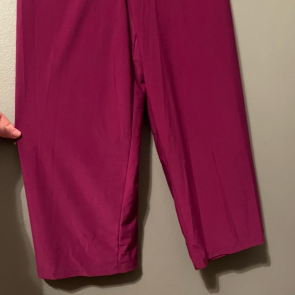 NWOT Love Squared Sz 2X Fuschia 3/4 Length Jumpsuit! - Picture 4 of 7